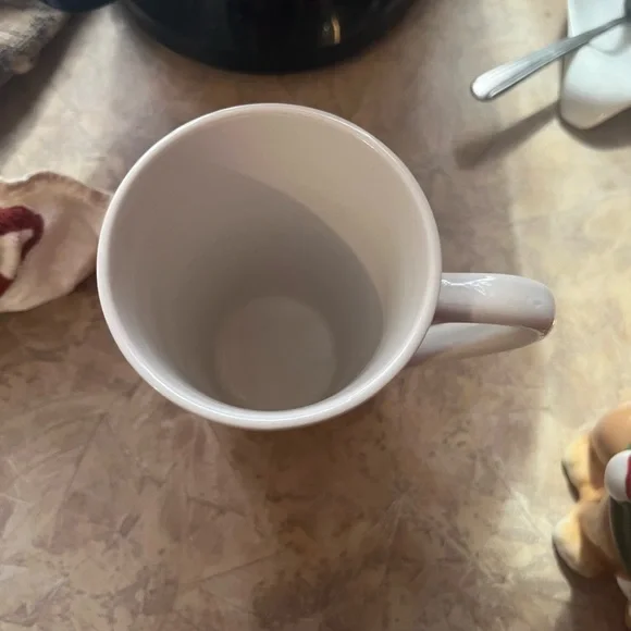 Heart Patterned Red Mug - Picture 2 of 2